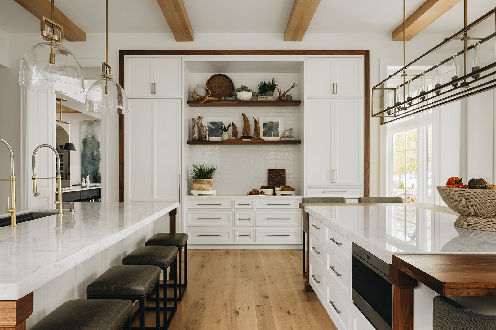 kitchen islands for entertaining