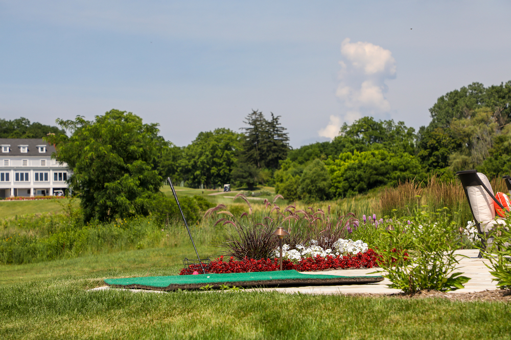 Backyard Resort Golf Tee