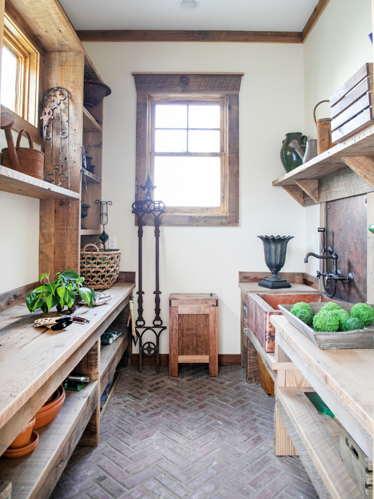 cozy home potting shed for hobby time